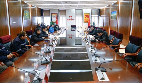 宜昌市總工會(huì)走訪(fǎng)慰問(wèn)集團(tuán)困難職工(圖1)