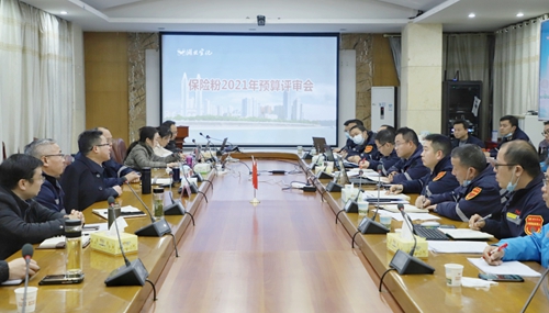 王大真到新材料公司、TPO項(xiàng)目現(xiàn)場(chǎng)和股份公司檢查工作(圖3)