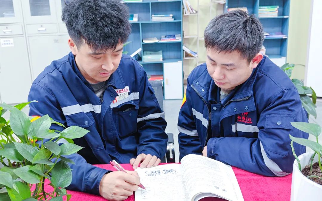 新疆宜化熱電分廠發(fā)電三班：夯實(shí)班組基礎(chǔ)，推進(jìn)自主管理(圖4)