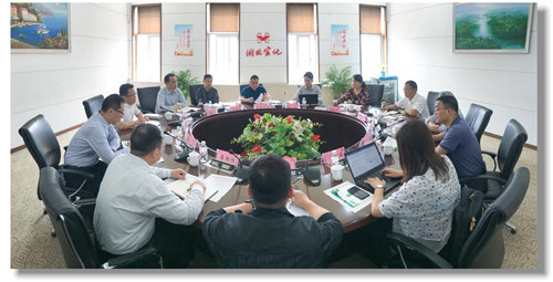 甕福集團(tuán)羅永留、開(kāi)磷集團(tuán)杜紹倫一行到訪宜化集團(tuán)