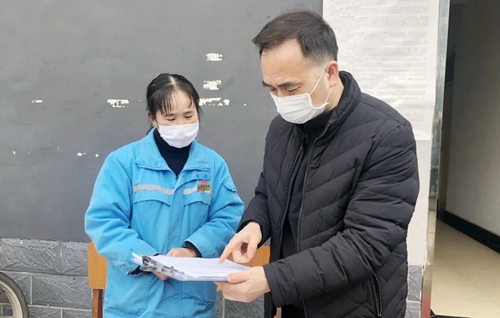 周金平先后到楚星公司、松滋肥業(yè)、實訓基地和股份公司檢查疫情防控工作