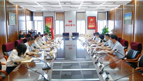 中國信保湖北分公司黨委書記、總經(jīng)理劉正茂一行到訪宜化集團